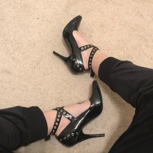 Black leather strappy heels size 7